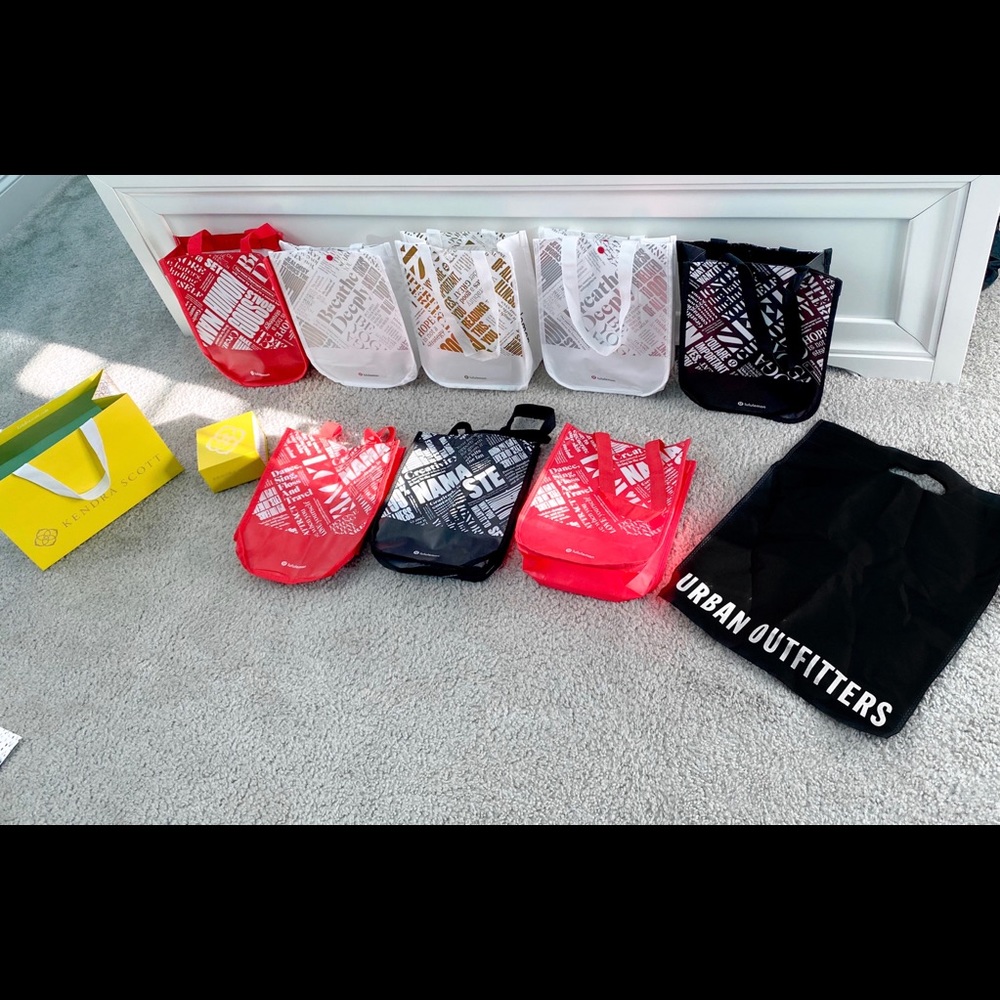 Lululemon, Urban Outfitters, and Kendra Scott bags